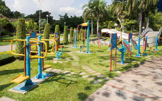 你是不是正在为装修发愁？想找一家靠谱又高效的家装公司？别急，今天我们就来深度揭秘——中沪红蚂蚁装潢公司到底靠不靠谱、值不值得选！